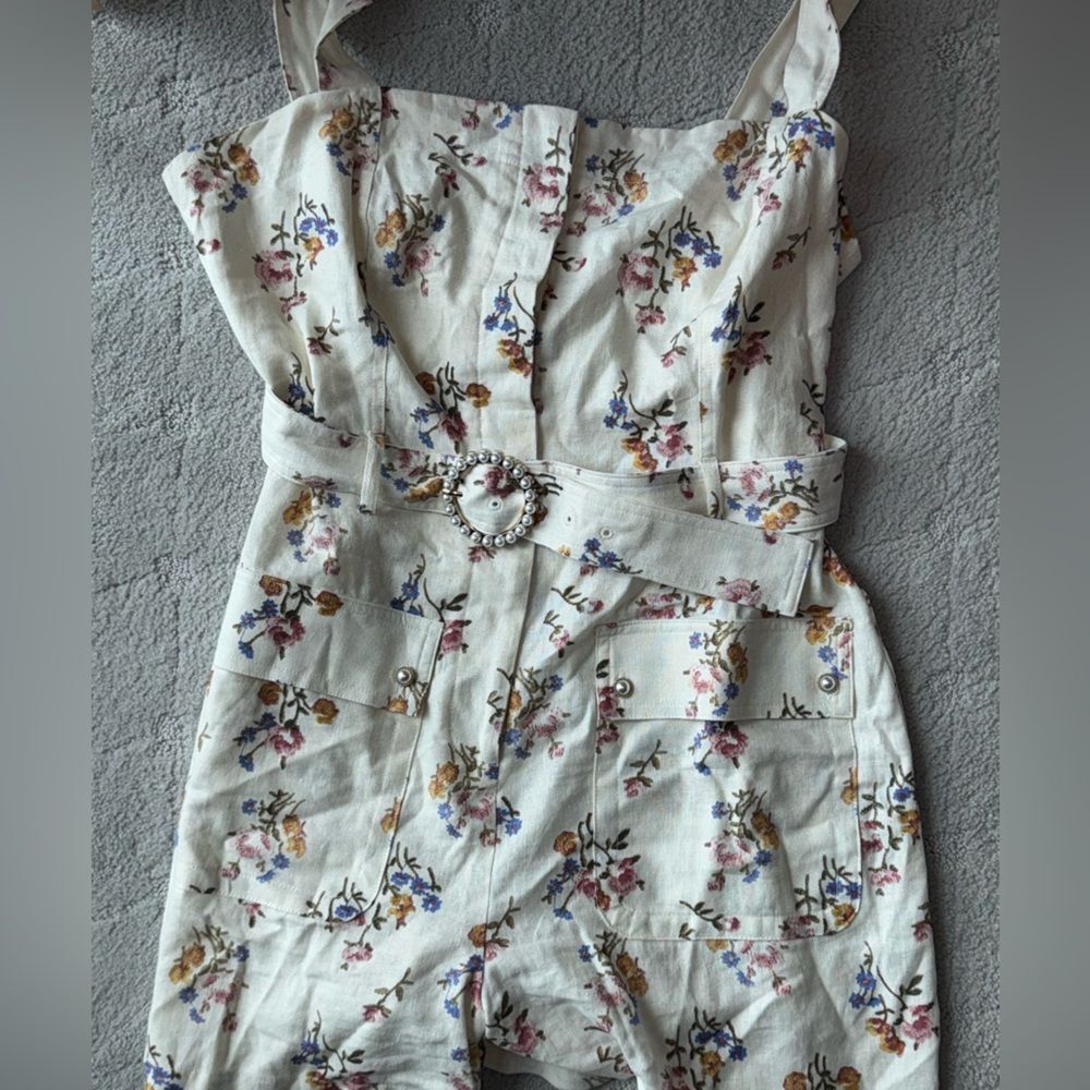 House of Harlow 1960 linen floral romper with pearl belt detail buckle sz 12 - Picture 10 of 12